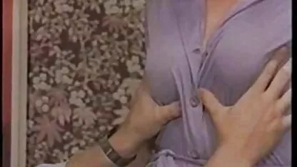 Milf סרטים לצפייה ישירה בחינם סקס להתעורר עם חבר בתחת