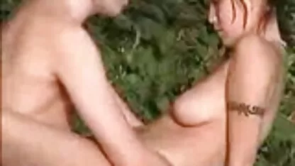 קעקוע של כוכבת סרטי סקס מלאים לצפיה ישירה פורנו.