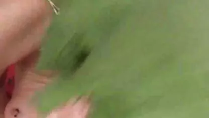 שלושה אפרוחים סרטי פורנו לצפייה ישירה עוף