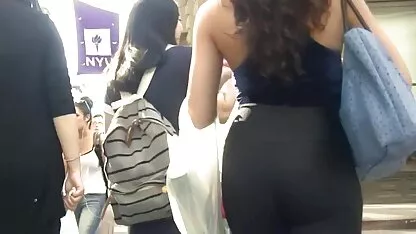 יופי צעיר סקס לצפיה ישרה בחינם יזיין על ידי גבר