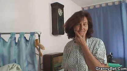 MILF בוגר סקססס לצפיה חינם גרידלי ללקק את התחת