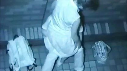 אסיאתית עם קעקוע על הכתף סרטים לצפייה ישירה בחינם סקס מוצצת טוב.