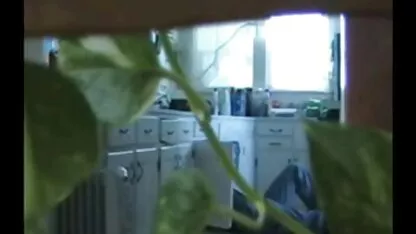 נשים צעירות מפנקות את עצמן סרטוני סקס לצפיה חינם בצעצועי מין.